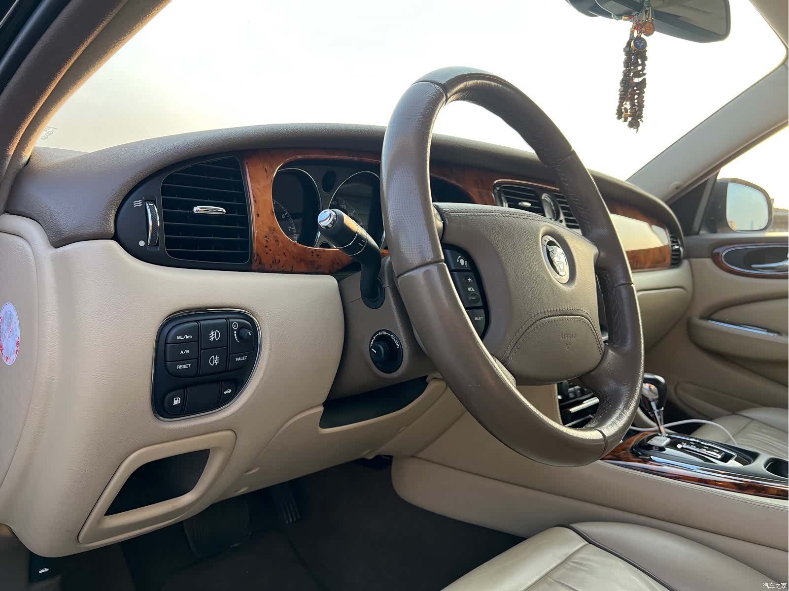 Jaguar XJ, 2009 17