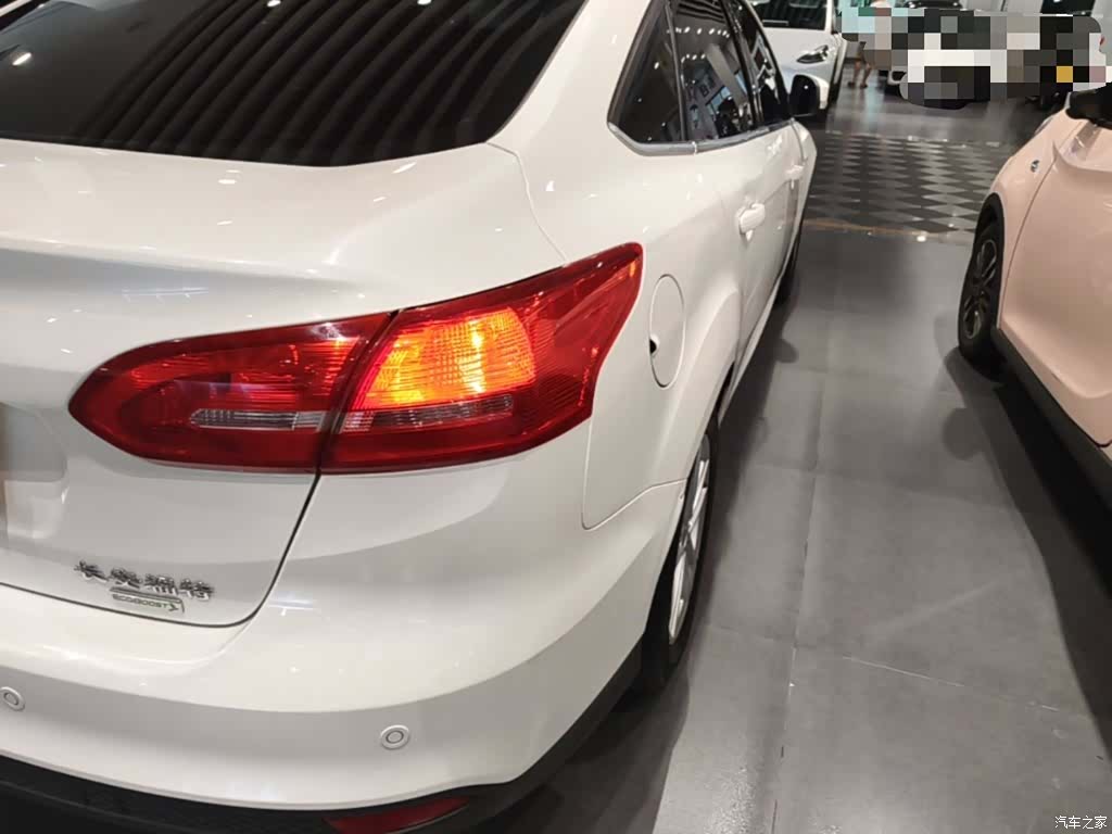 Ford Focus, 2016 8