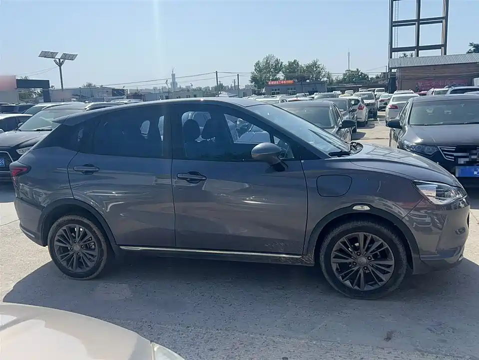 Neta Nezha V