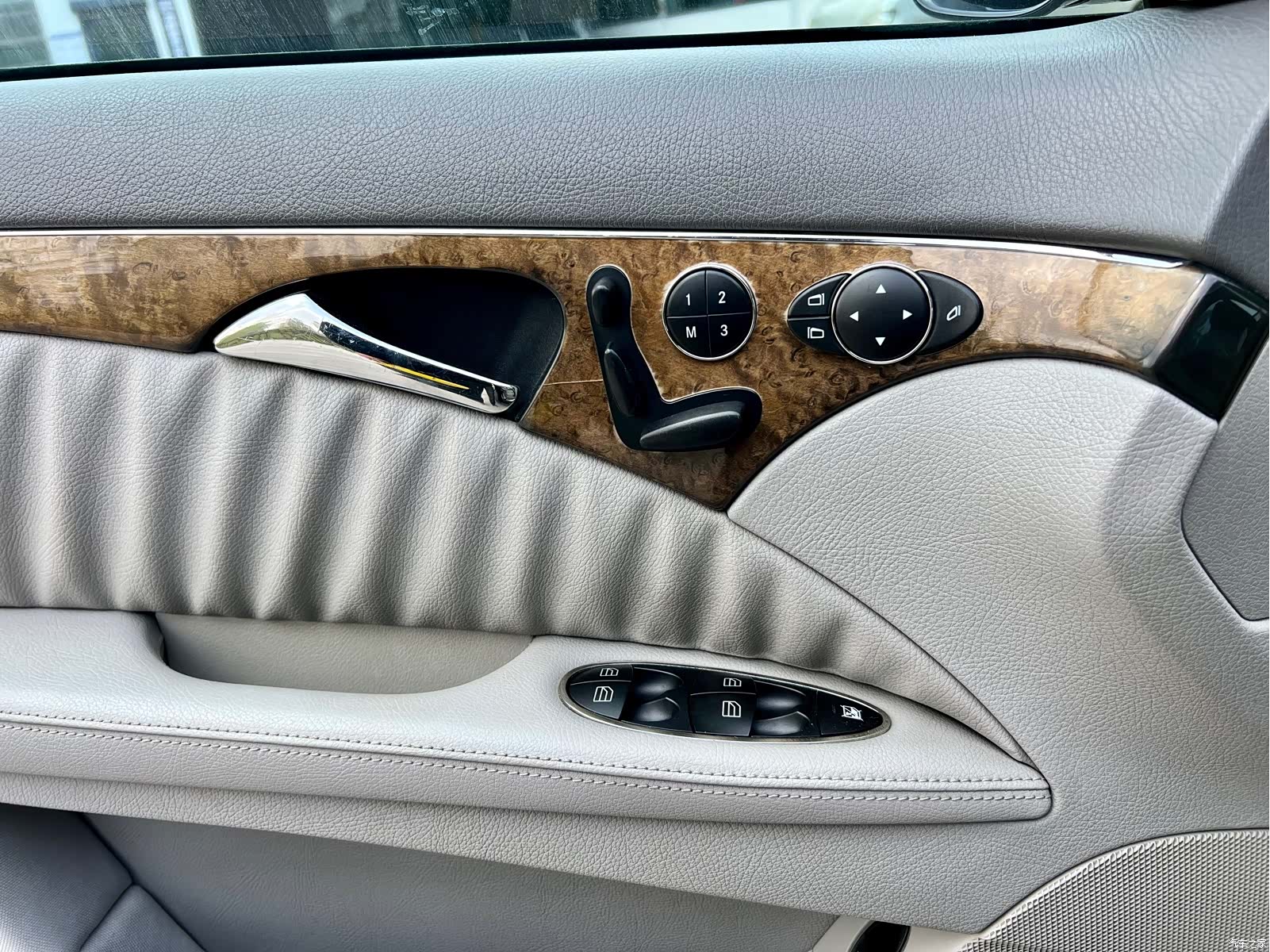 Mercedes-Benz E-Class, 2009 10