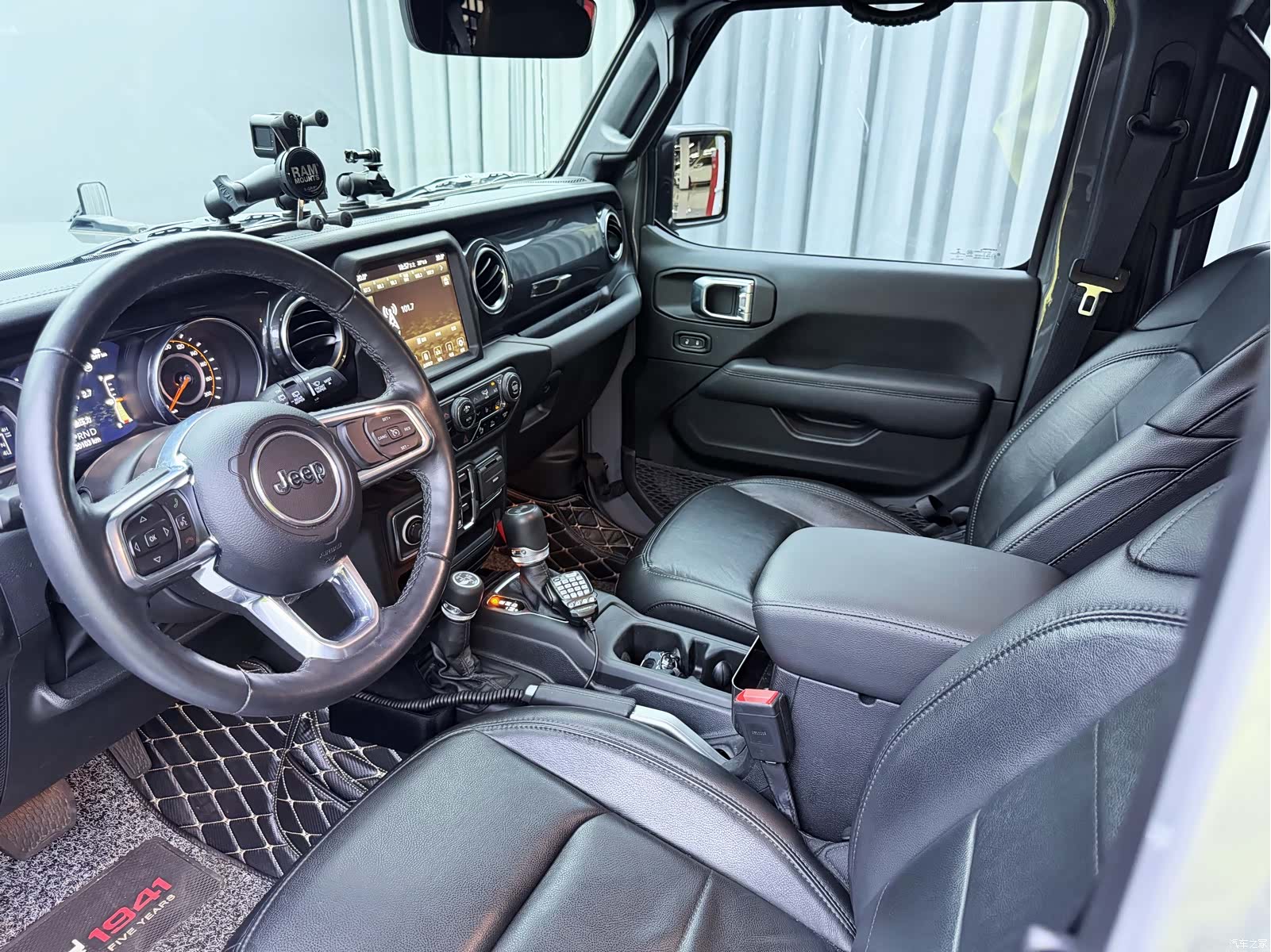 Jeep Wrangler, 2022 19