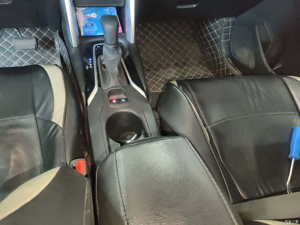 Toyota Frontlander, 2022 14