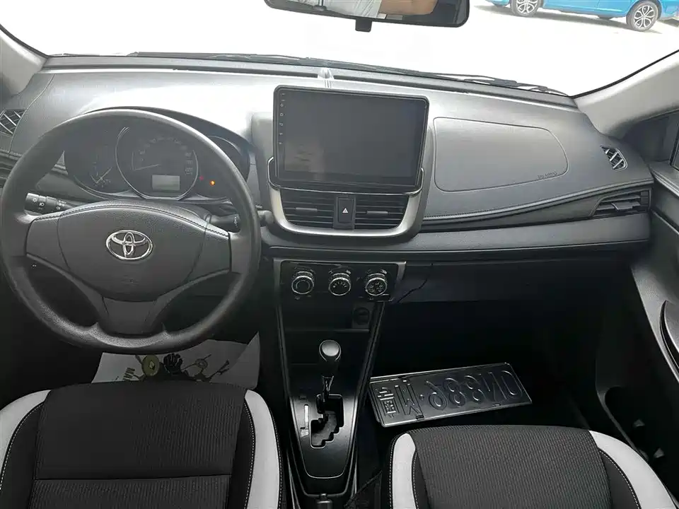 Toyota YARiS L Zhixuan
