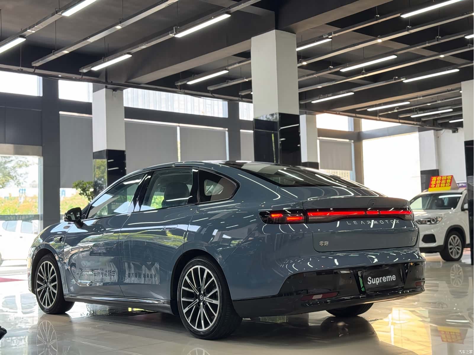 Leapmotor B01, 2025 все фото