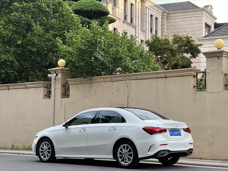 Mercedes-Benz Class A Mercedes-Benz Class A