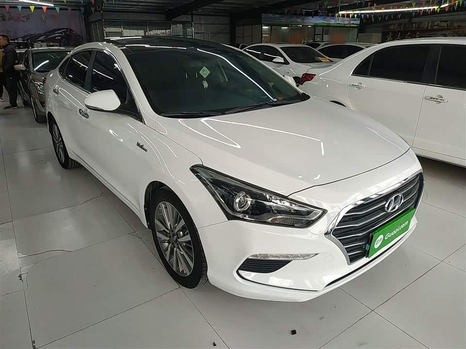 Hyundai Name picture