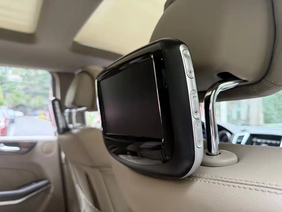 Mercedes-Benz GL grade