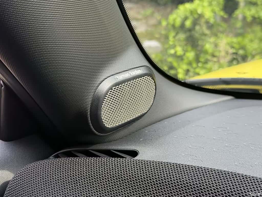 Mini Cooper, 2026 13