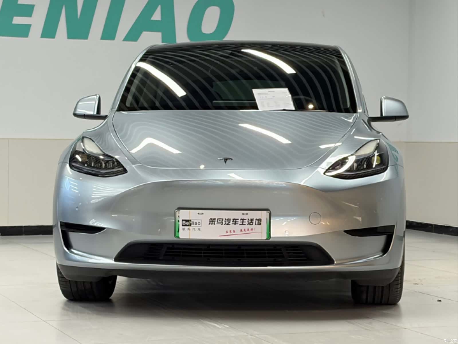 Tesla Model Y, 2022 2