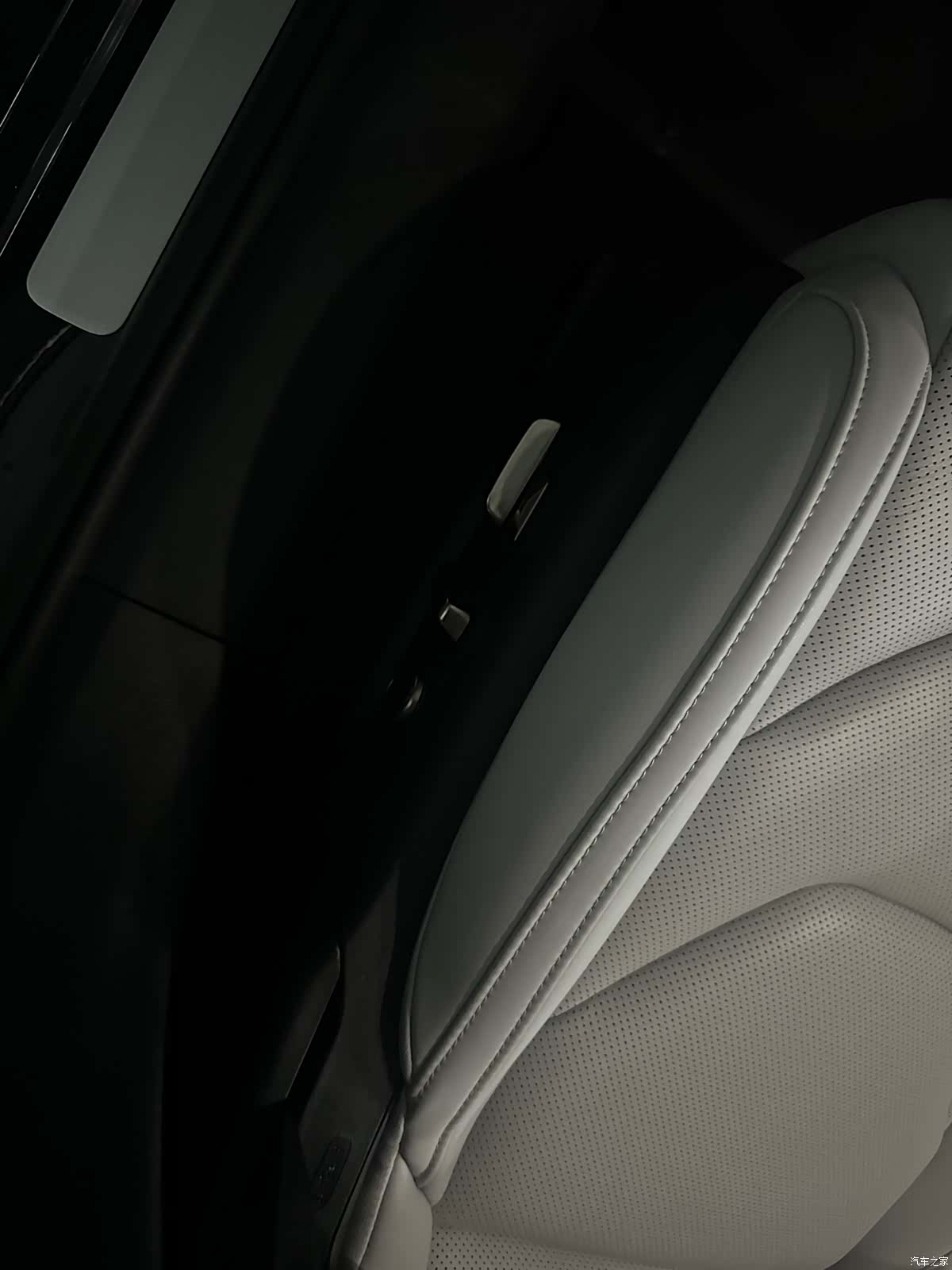 Xiaomi SU7, 2025 13
