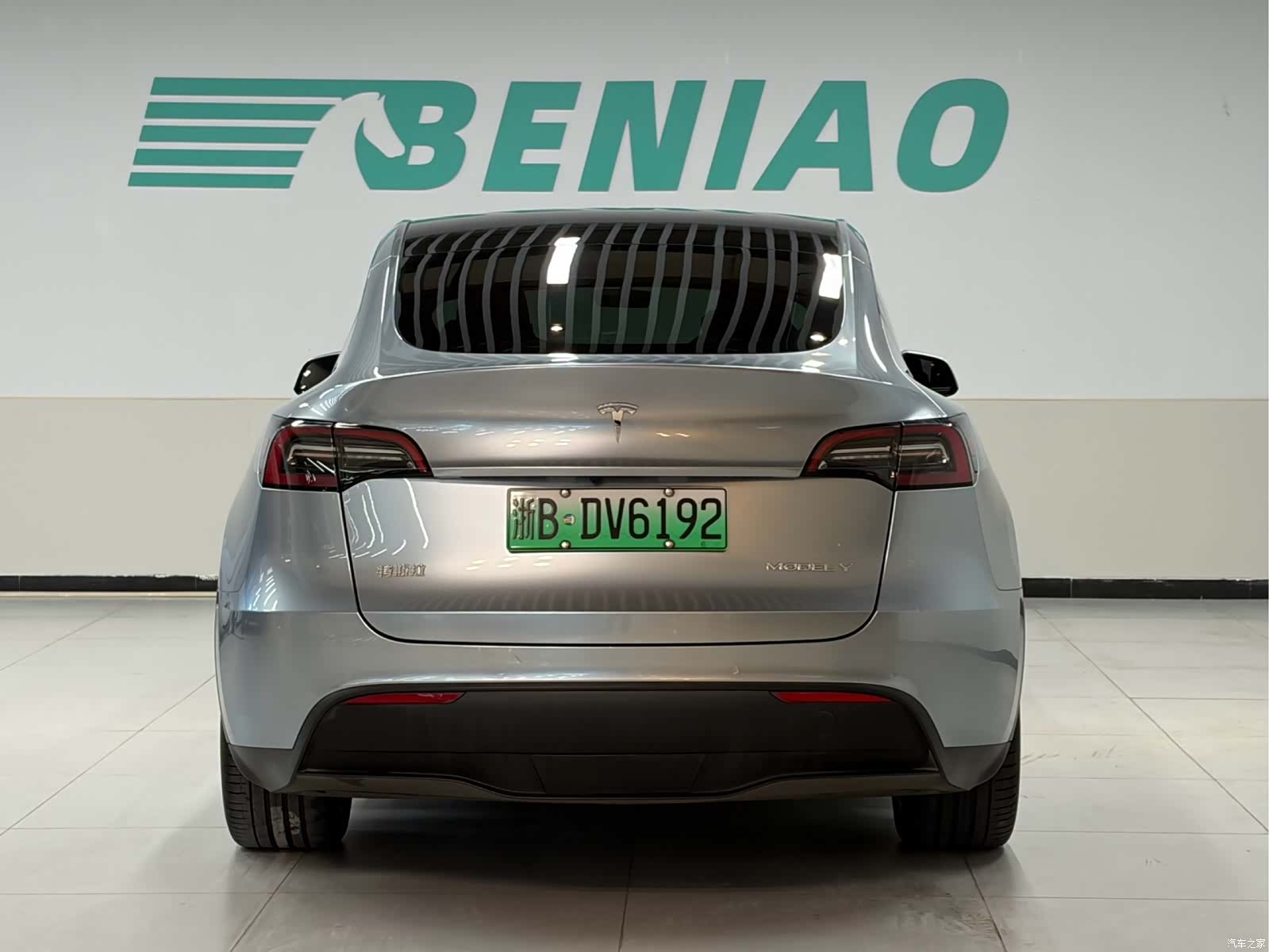 Tesla Model Y, 2022 все фото