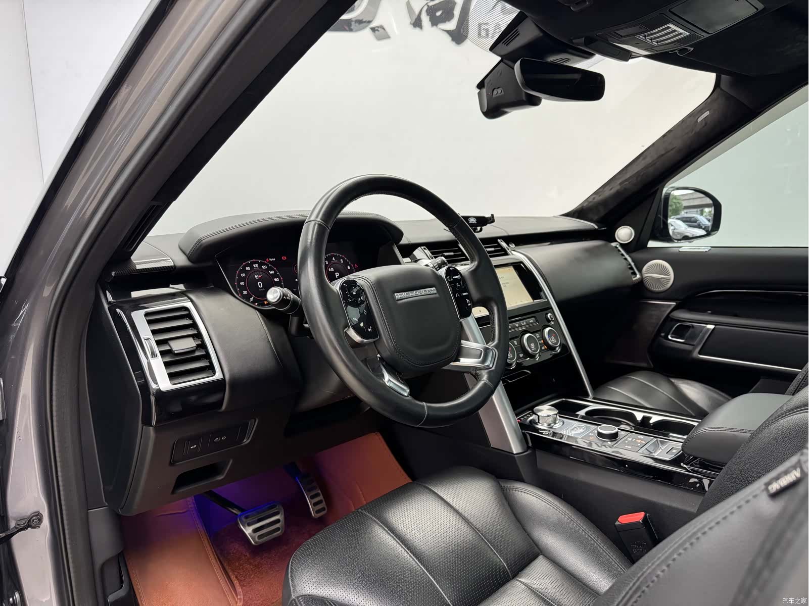 Land Rover Discovery, 2020 6
