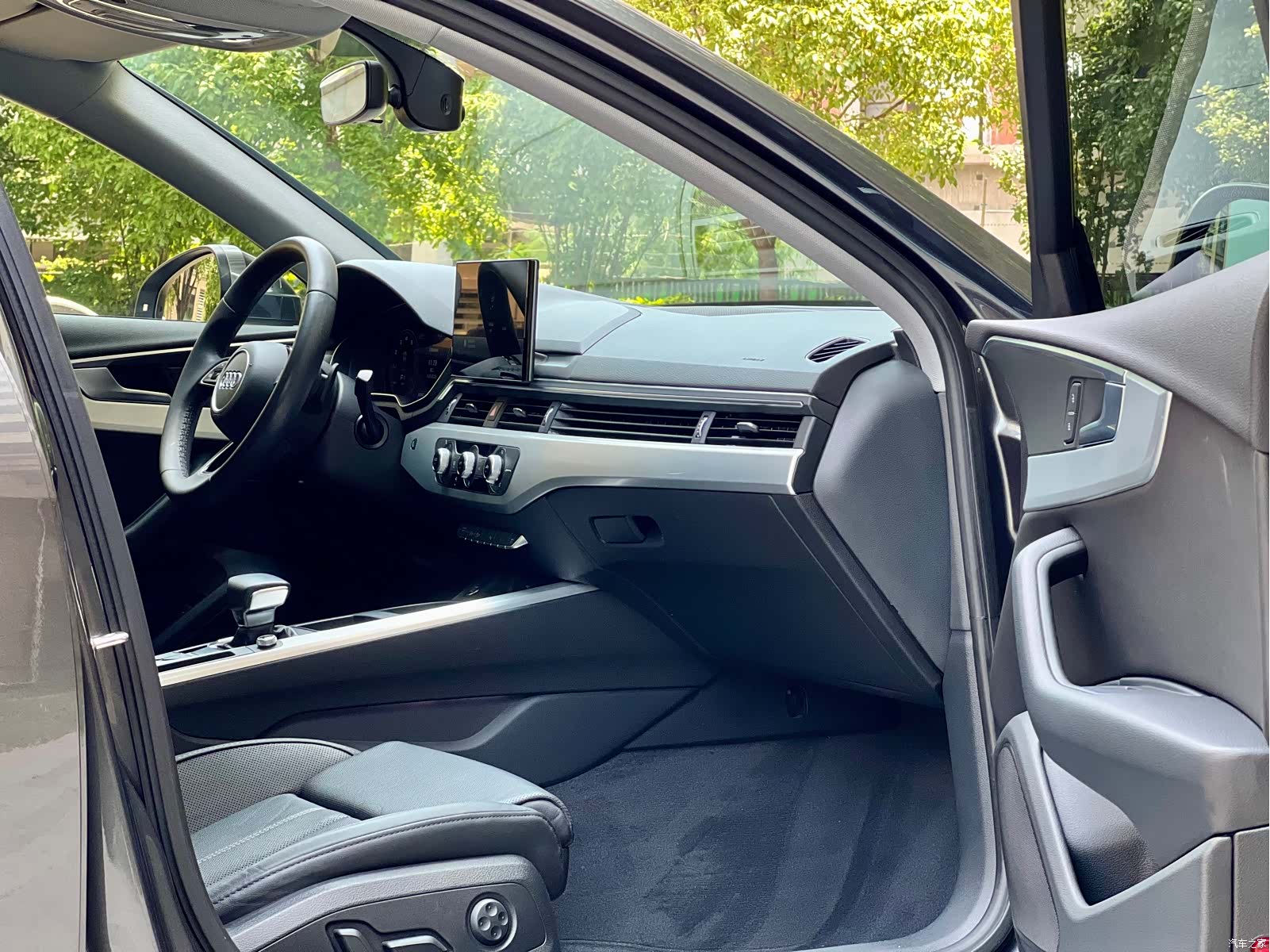 Audi A4L, 2022 21