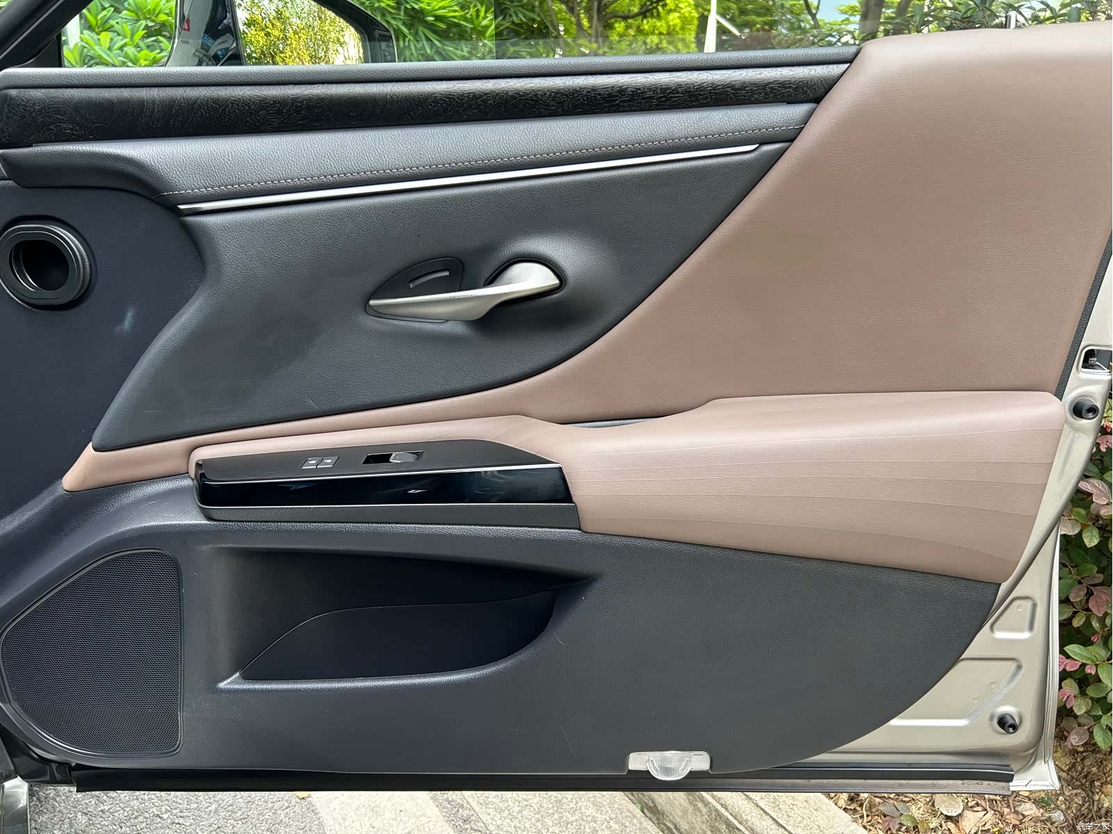 Lexus ES, 2022 18