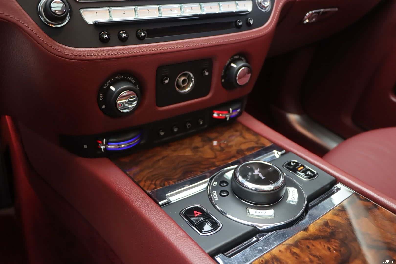 Rolls-Royce Ghost, 2014 18