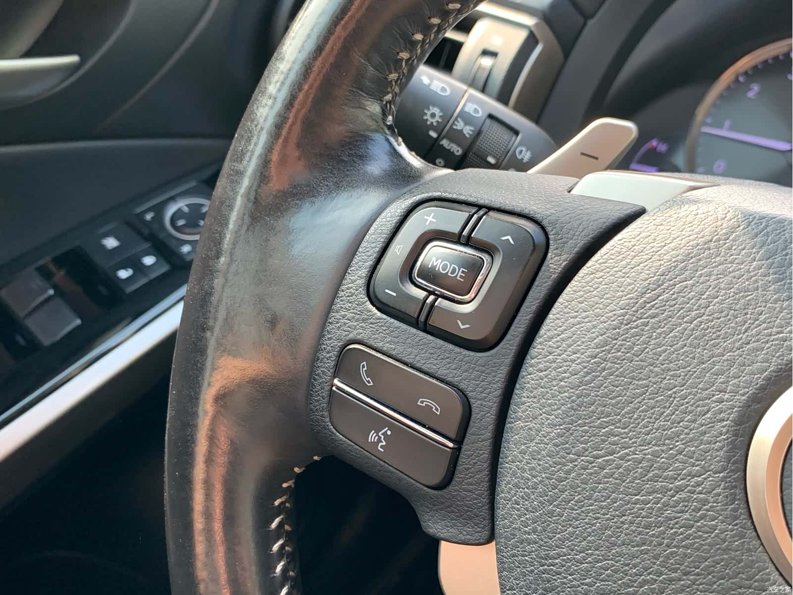 Lexus IS, 2018 20