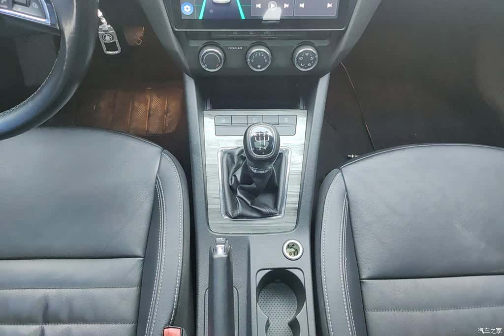 Skoda Octavia, 2016 16