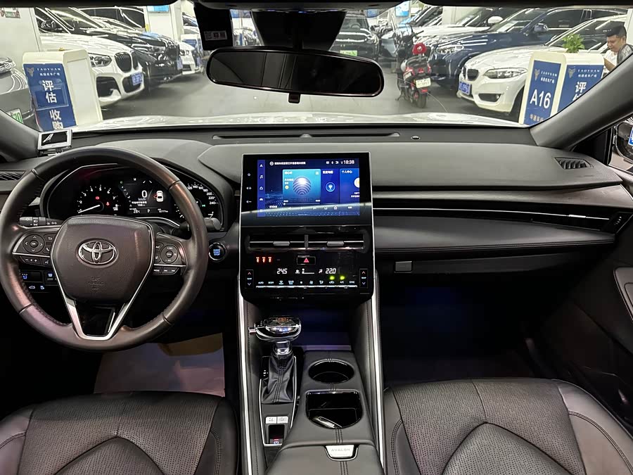 Toyota Avalon 2022, фото 16