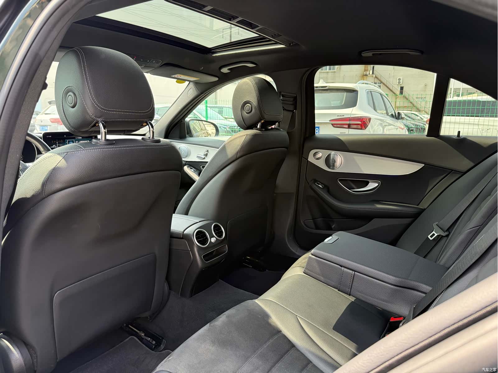 Mercedes-Benz C-Class, 2021 13