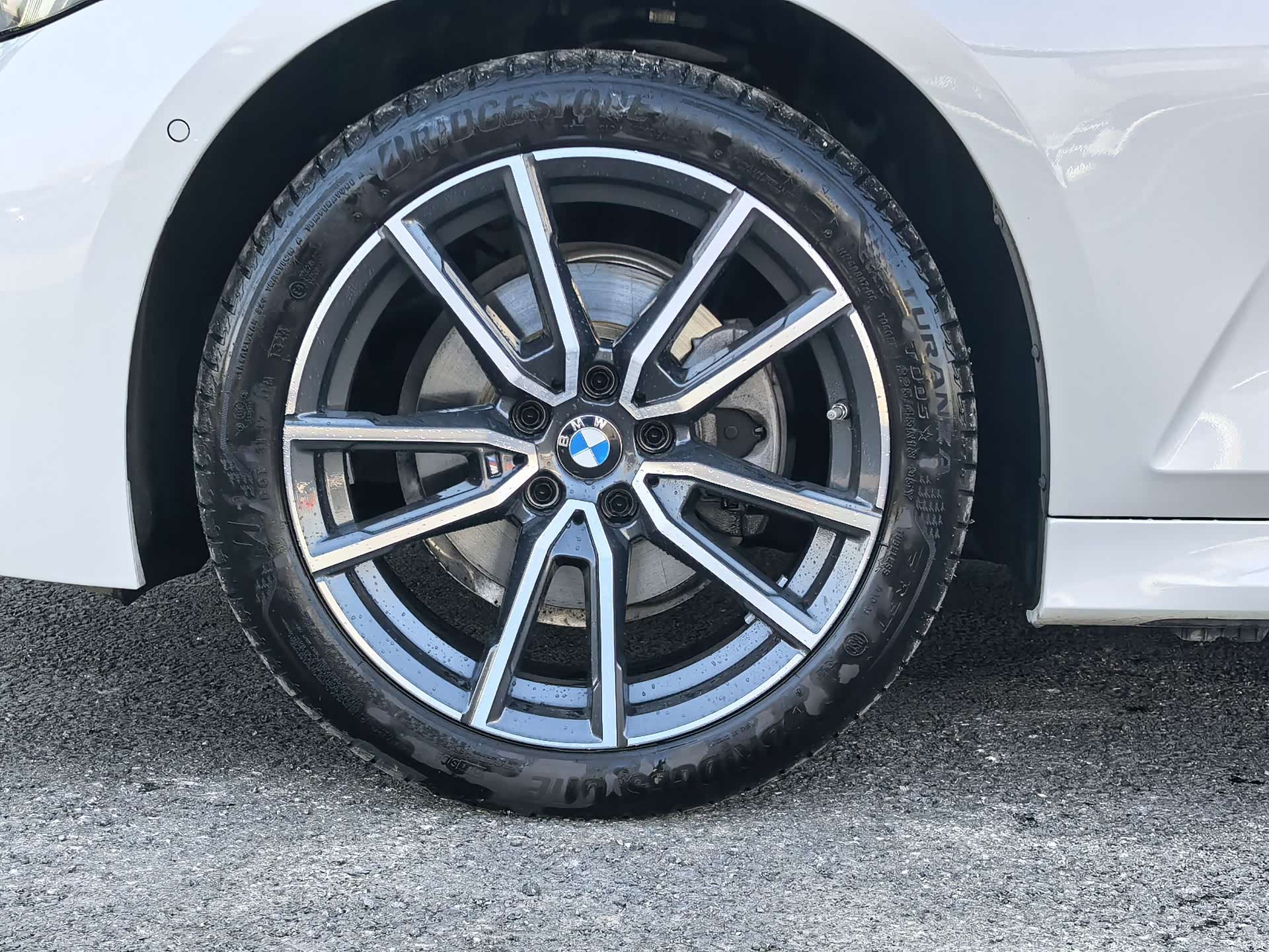 BMW 3 Series, 2025 4