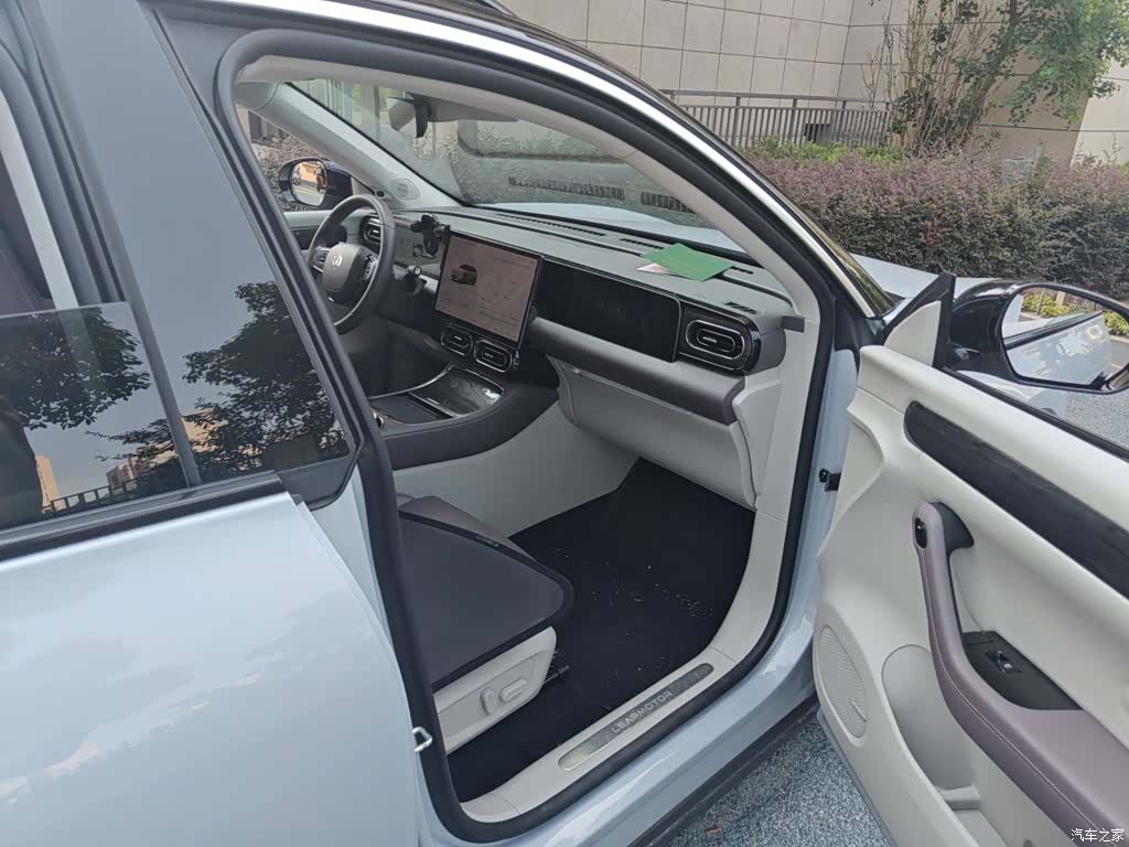 Leapmotor C11, 2025 21