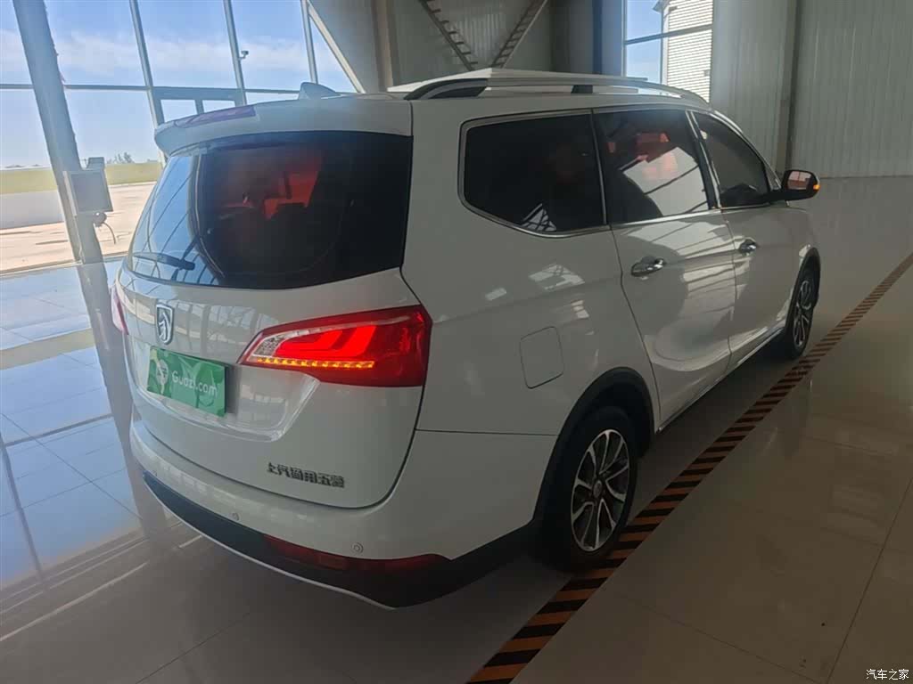 Wuling 730, 2018 7