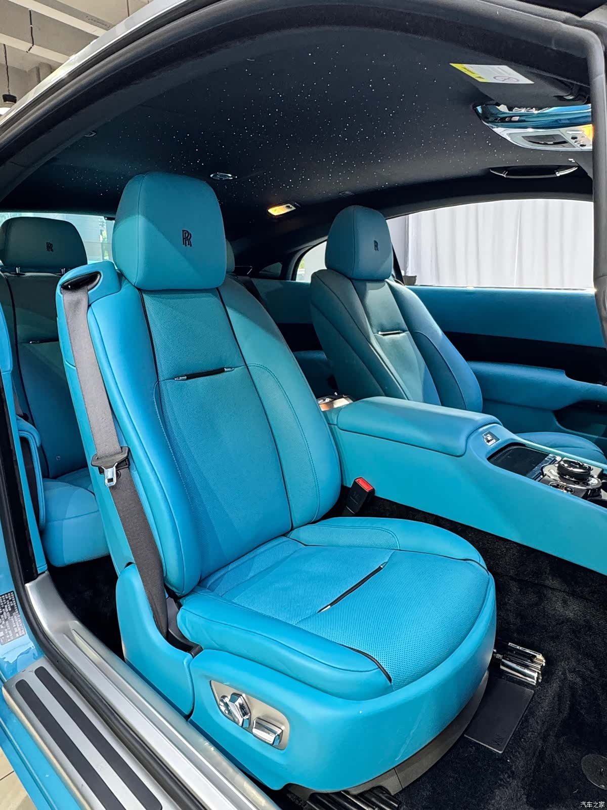 Rolls-Royce Wraith, 2019 11