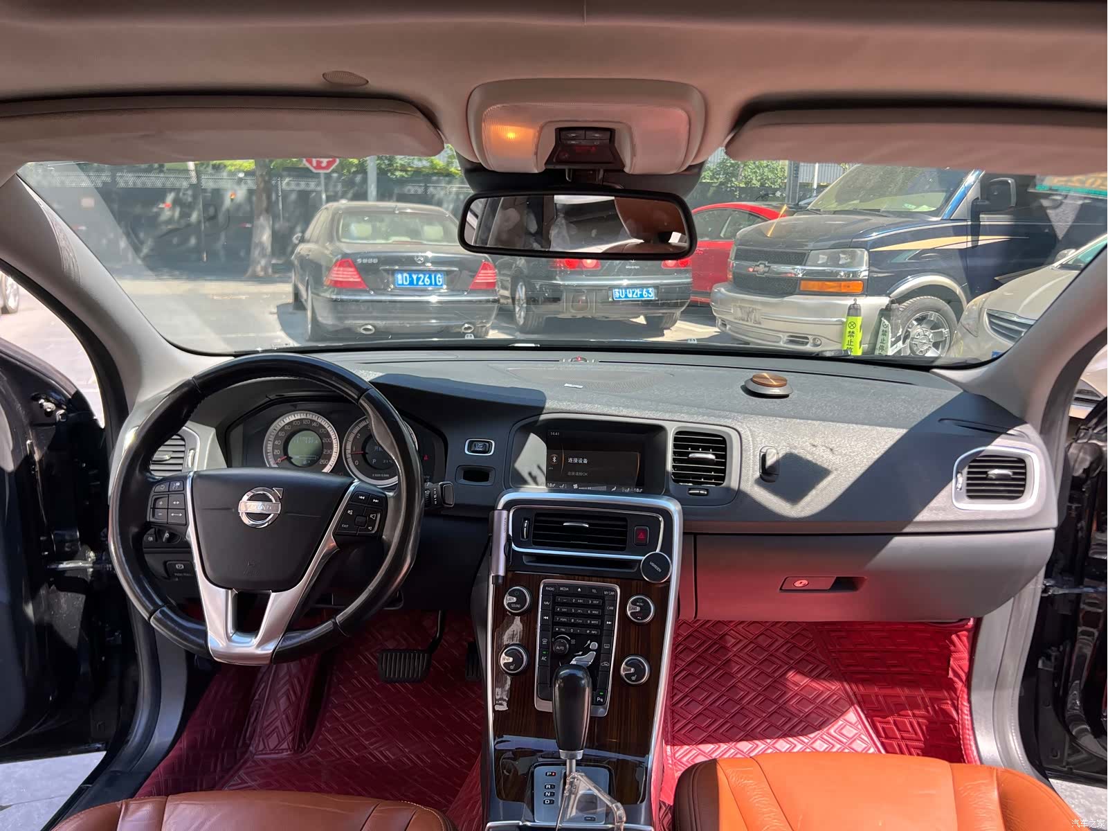 Volvo S60, 2011 11