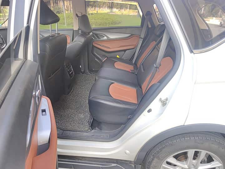 Baojun 560 2016 1.8L МКПП Elite