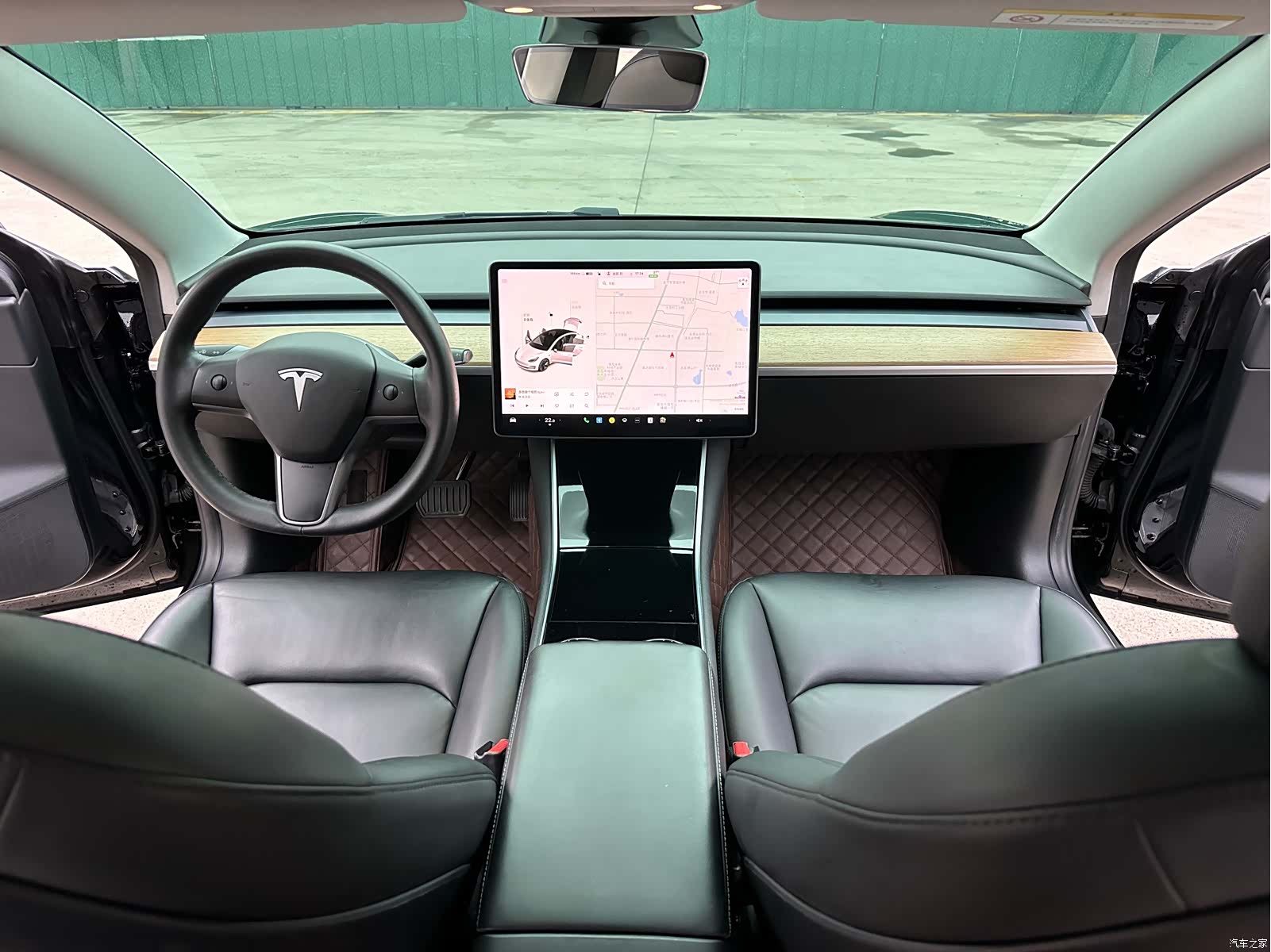 Tesla Model 3, 2021 11