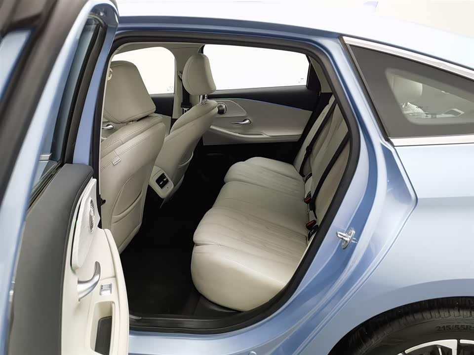 Chery Fulwin Fengyun A8