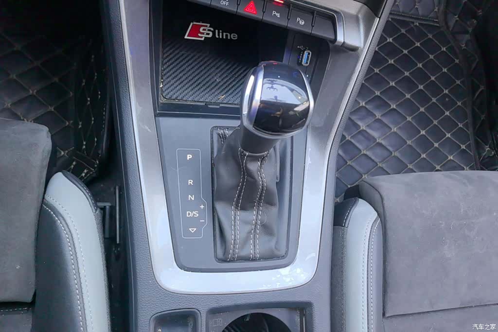 Audi Q3, 2022 16
