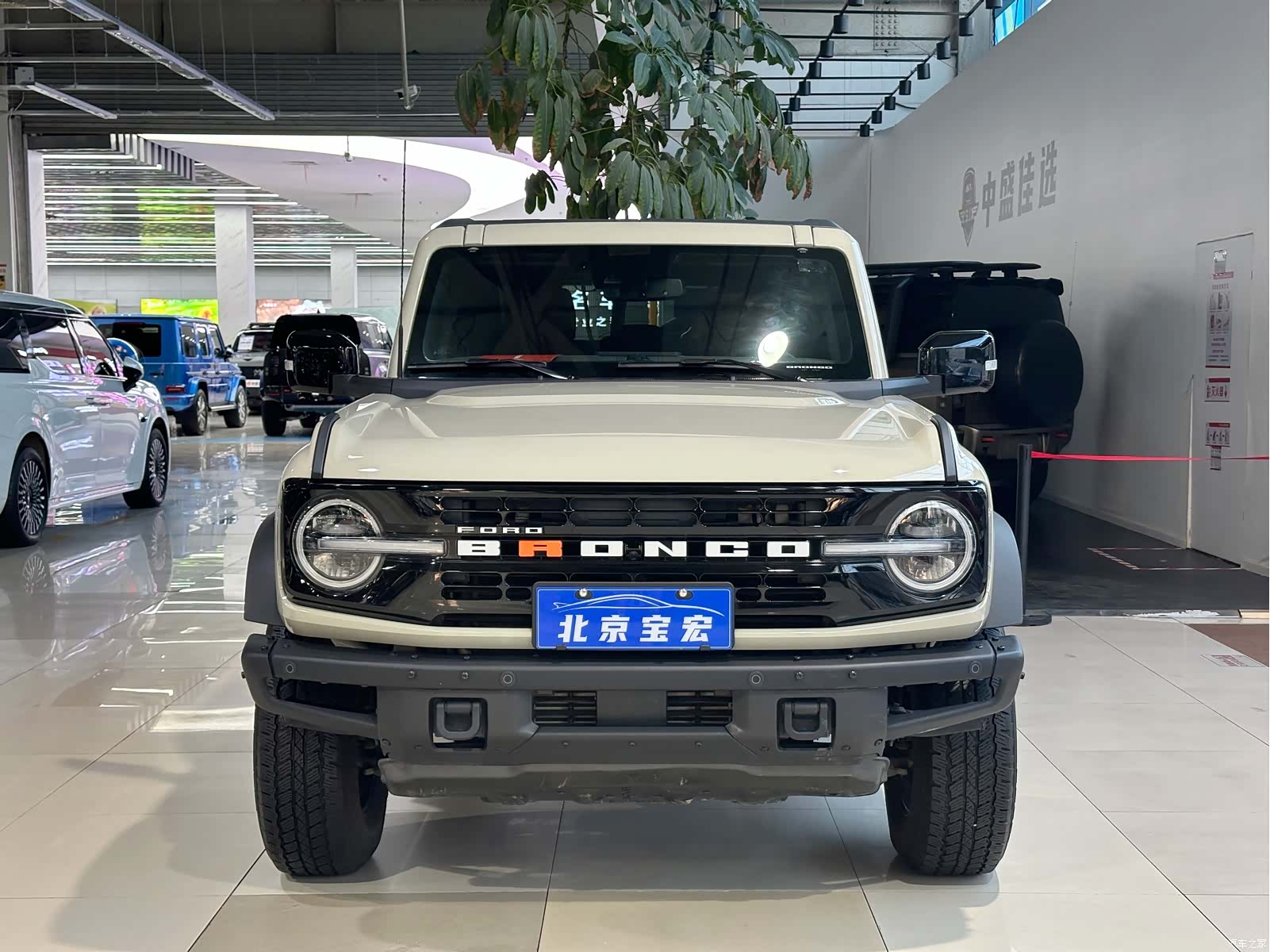 Ford Bronco, 2024 2