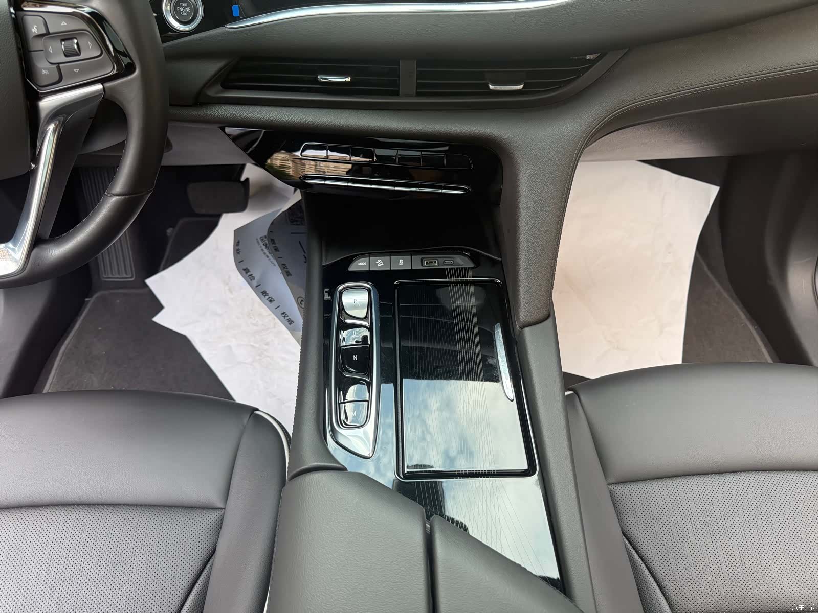 Buick Enclave, 2023 9