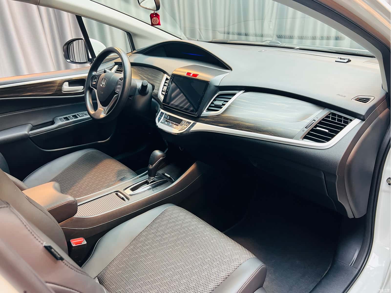 Honda Jade, 2018 10