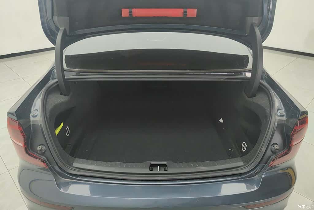 Volvo S60, 2021 4