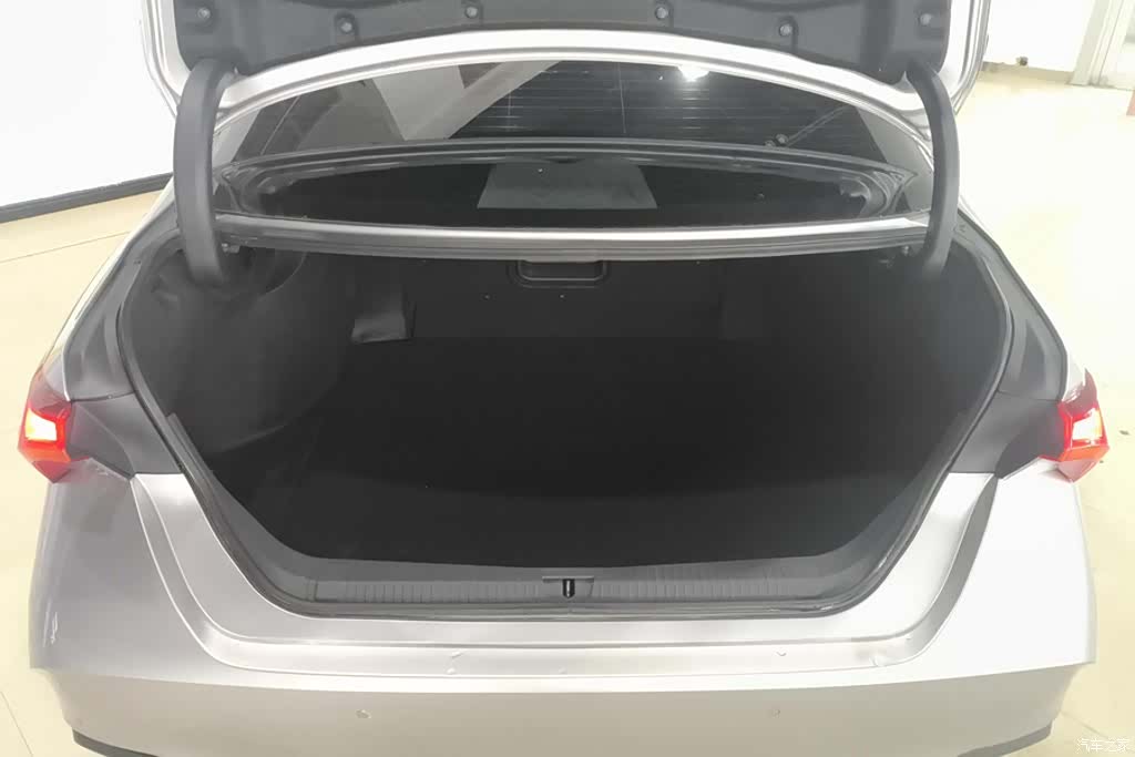 Toyota Avalon, 2022 4