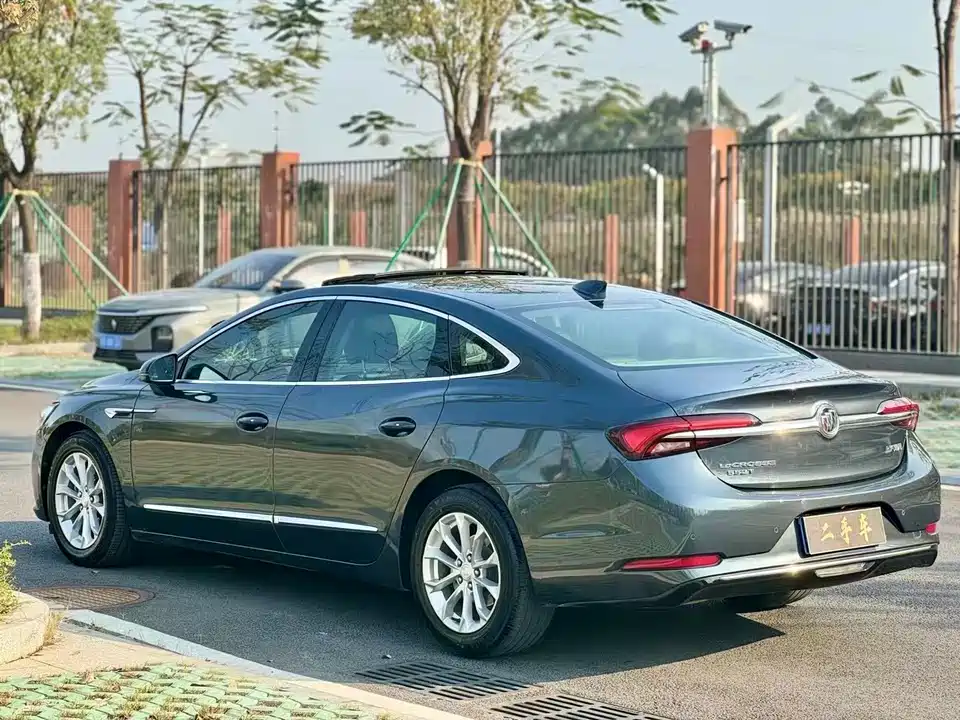 Buick Lacrosse