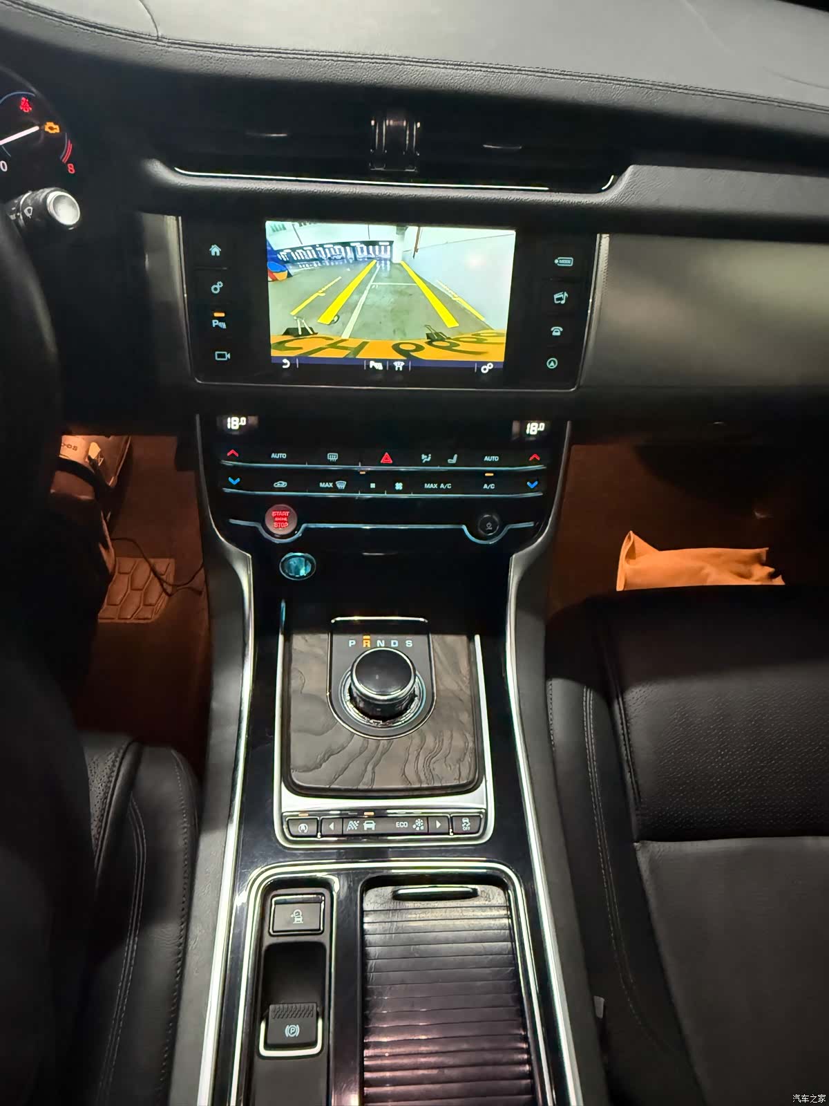 Land Rover XFL, 2017 16