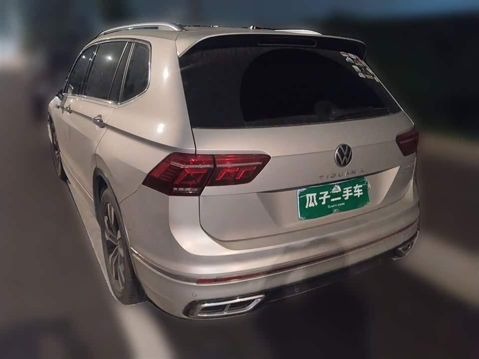 Volkswagen Tiguan L
