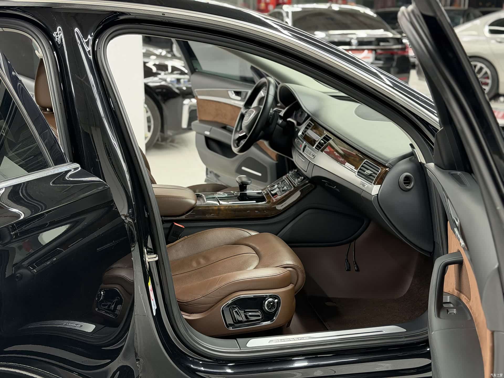 Audi A8L, 2017 10