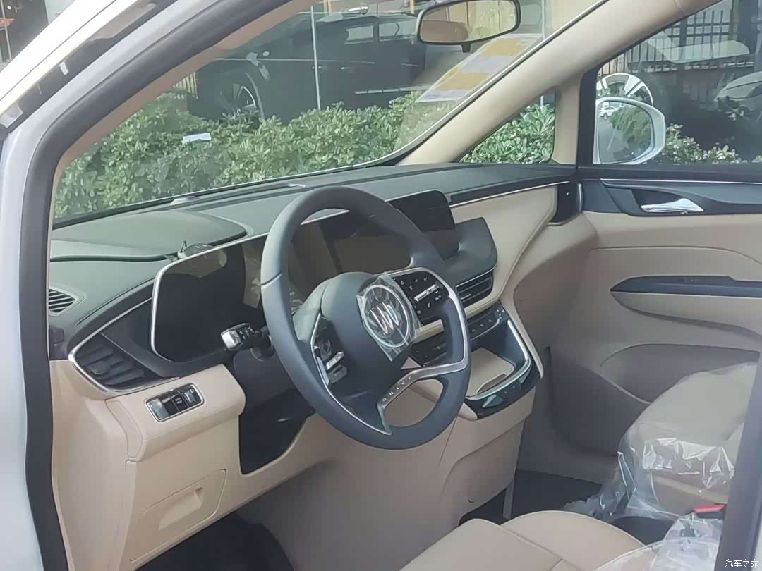 Buick GL8, 2026 9