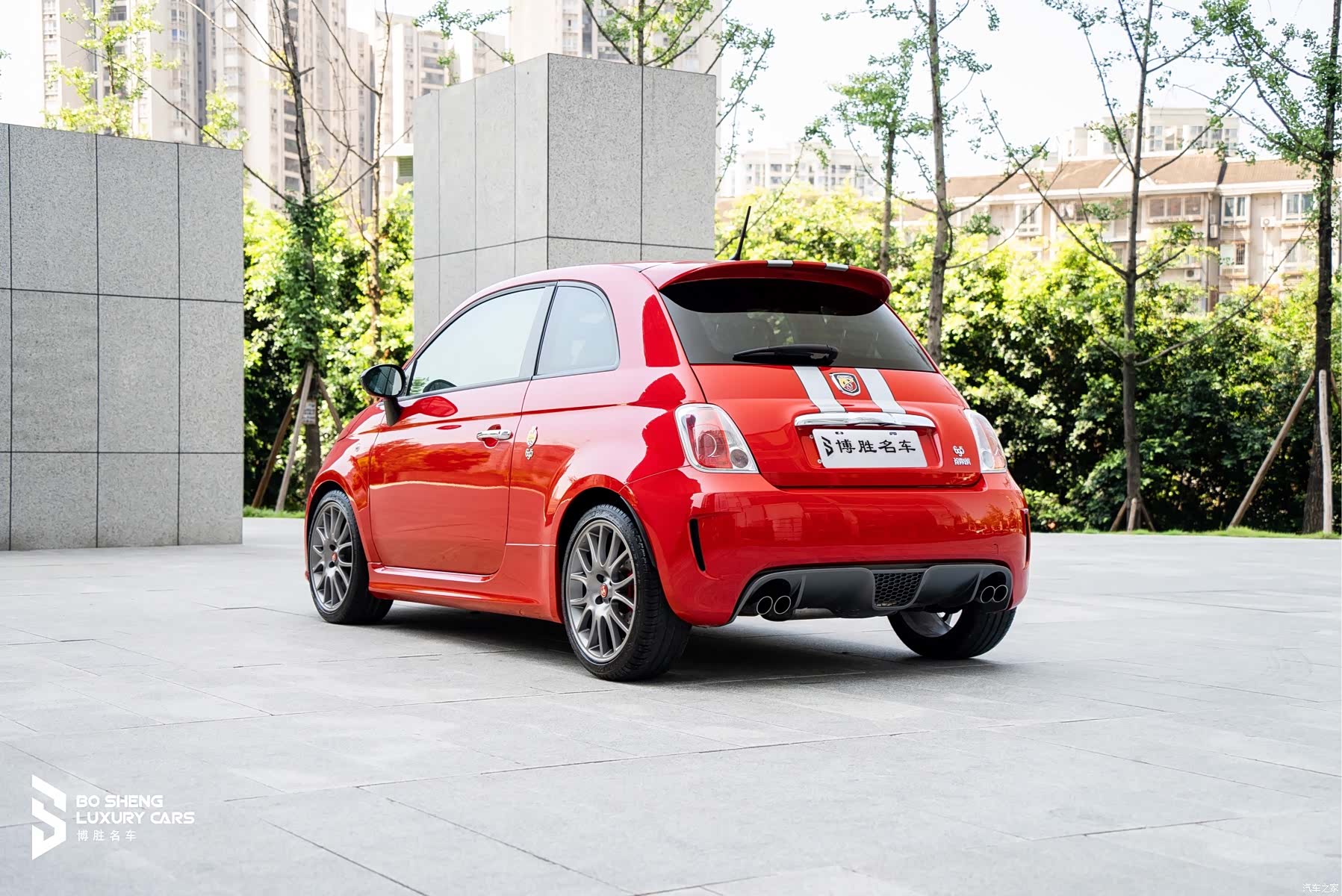 ABARTH 695, 2013 4