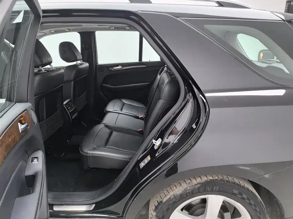 Mercedes-Benz M class