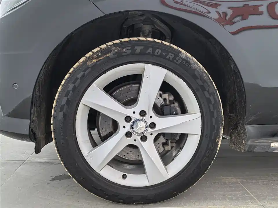 Mercedes-Benz M class