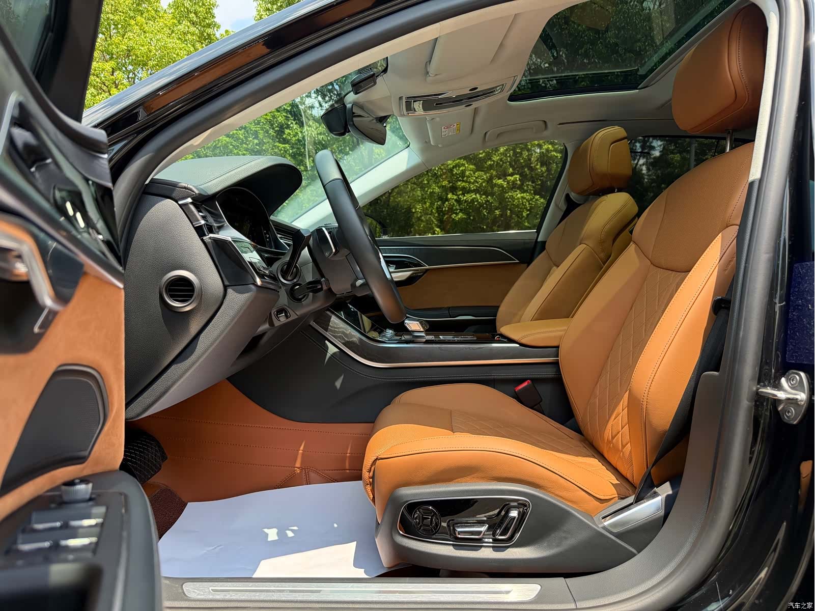 Audi A8L, 2023 16