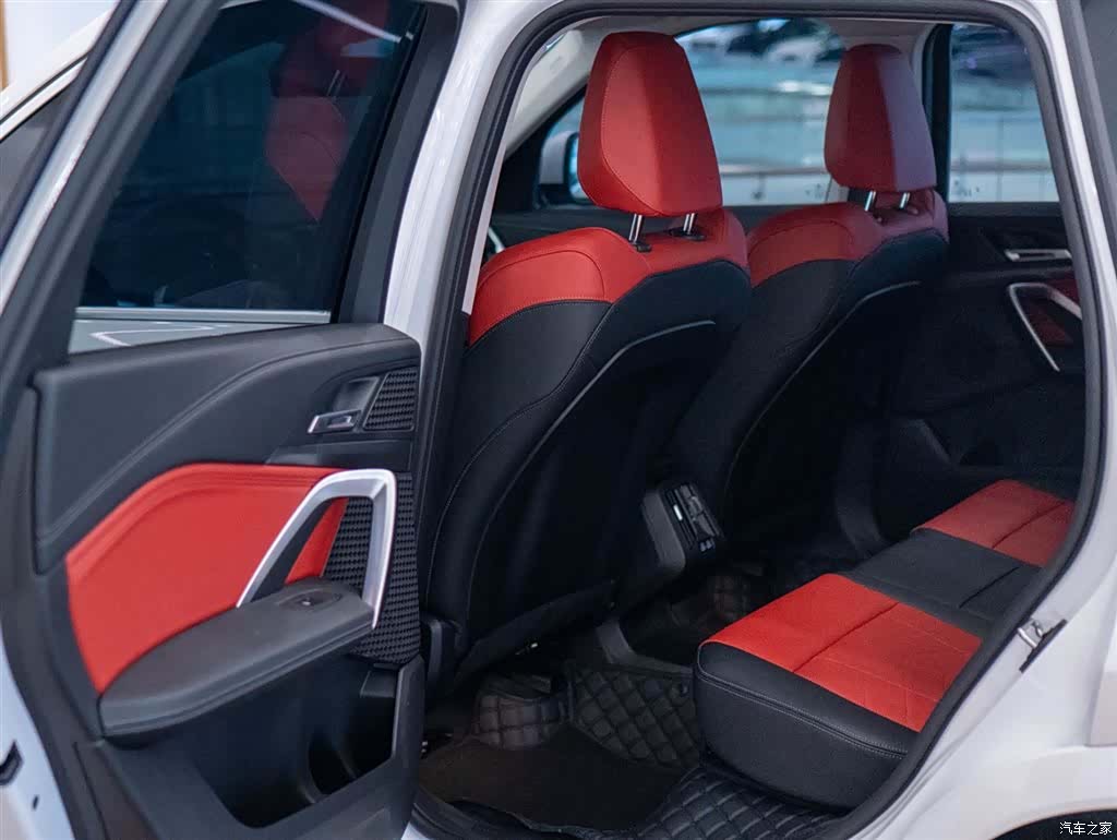 BMW X1, 2025 16