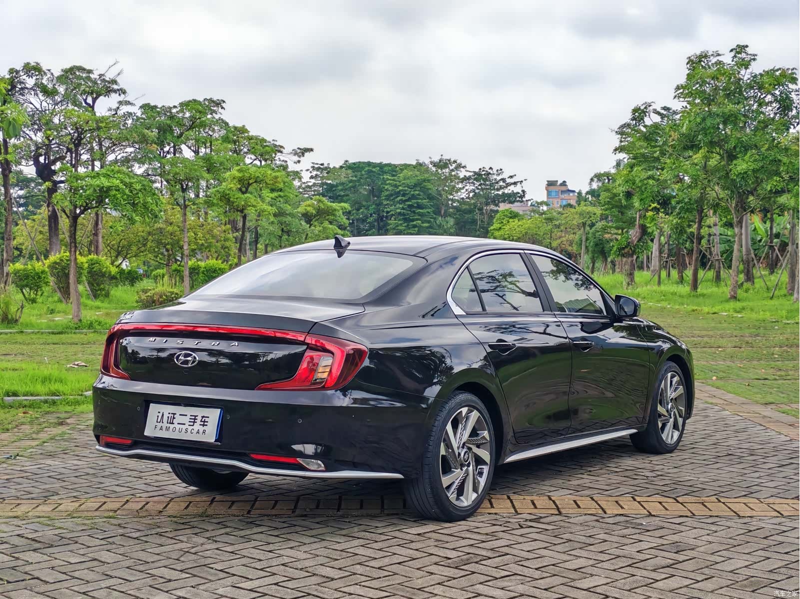 Hyundai LUX, 2021 4