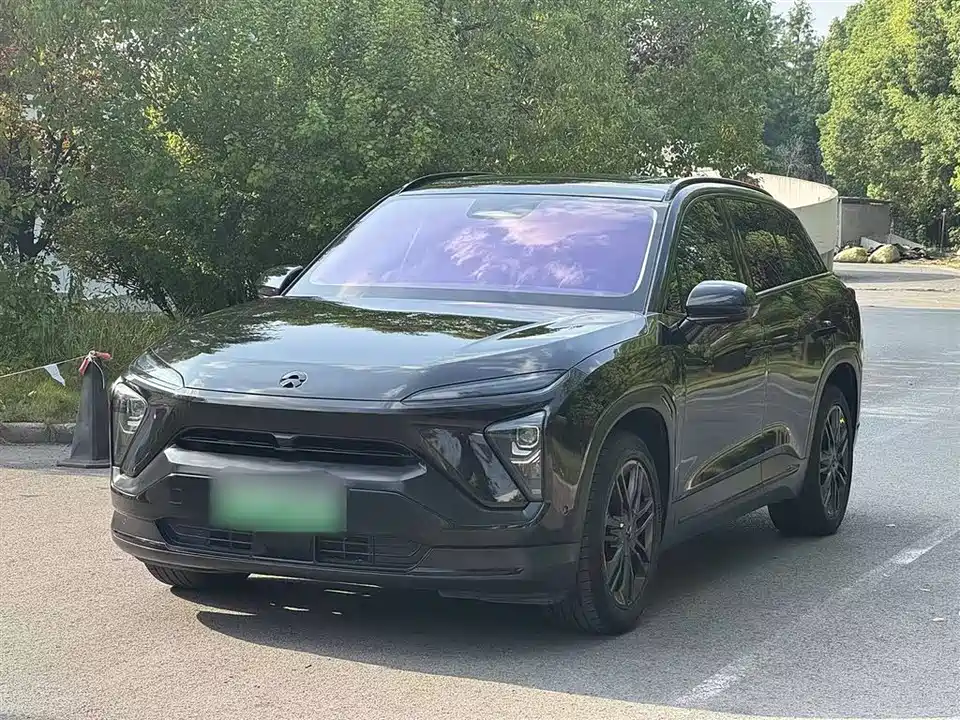 NIO ES6