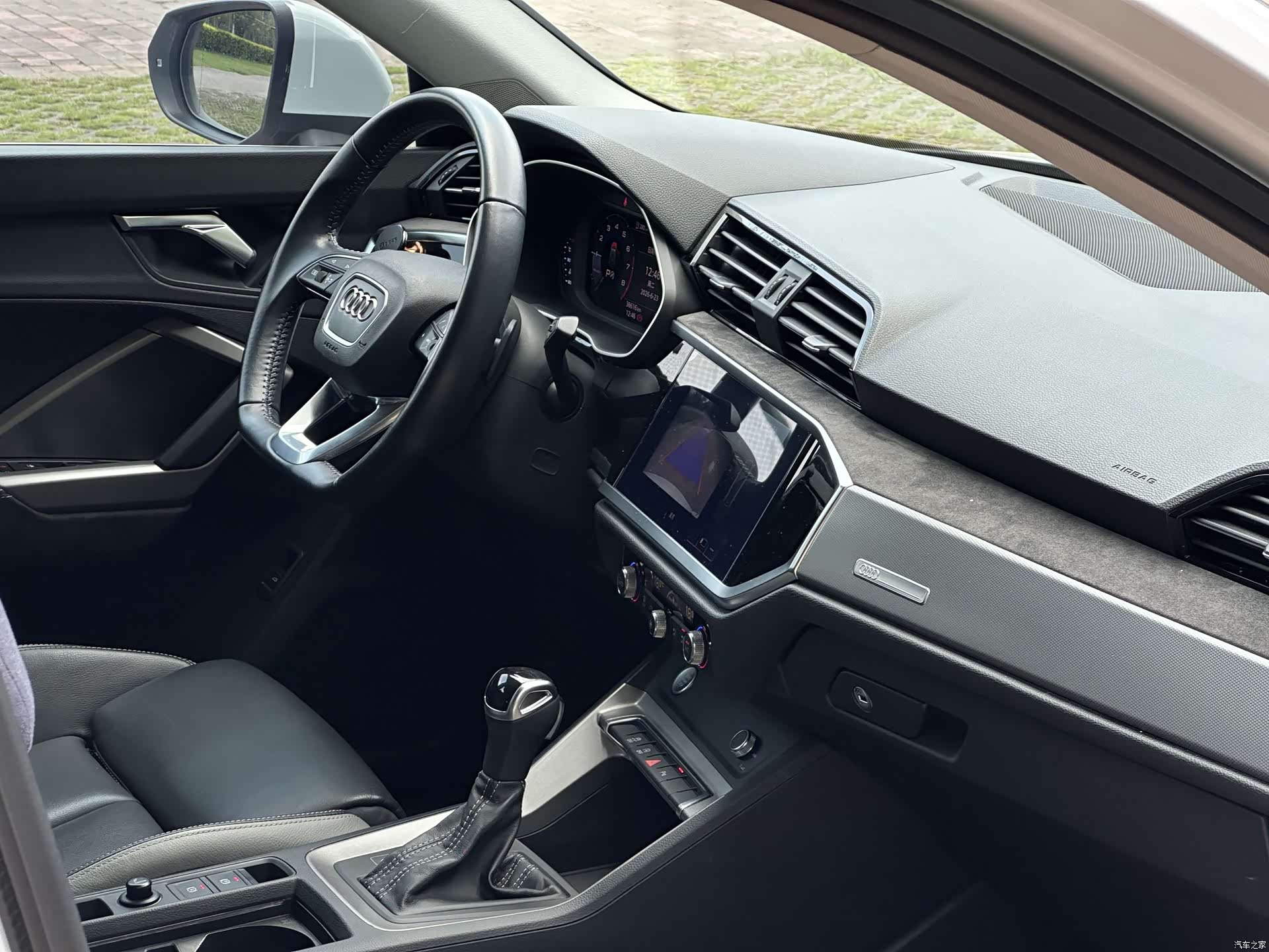 Audi Q3, 2020 12